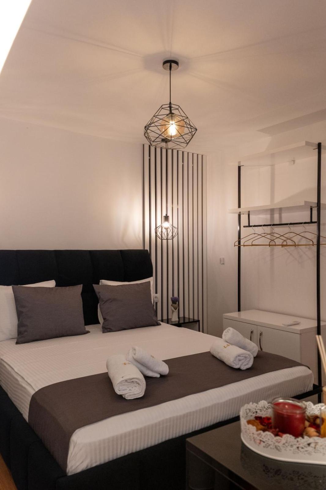 Crown Hf Ksamil Apartment Ngoại thất bức ảnh