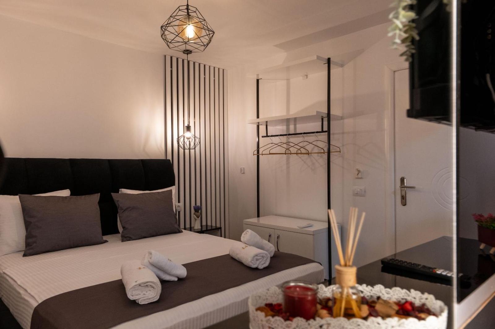 Crown Hf Ksamil Apartment Ngoại thất bức ảnh