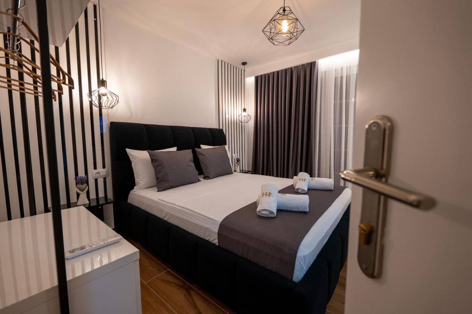 Crown Hf Ksamil Apartment Ngoại thất bức ảnh
